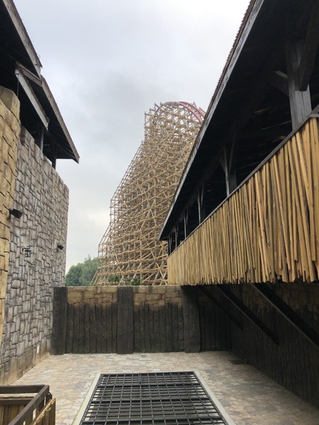 obiekty w parku rozrywki